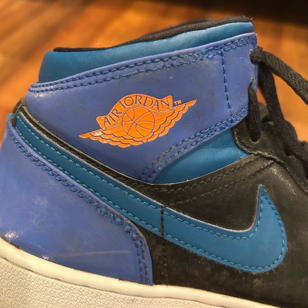 Air Jordan 1 mid grade school size 6.5 racer blue green abyss and black - Picture 11 of 11
